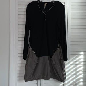 Adorable, trendy dress.